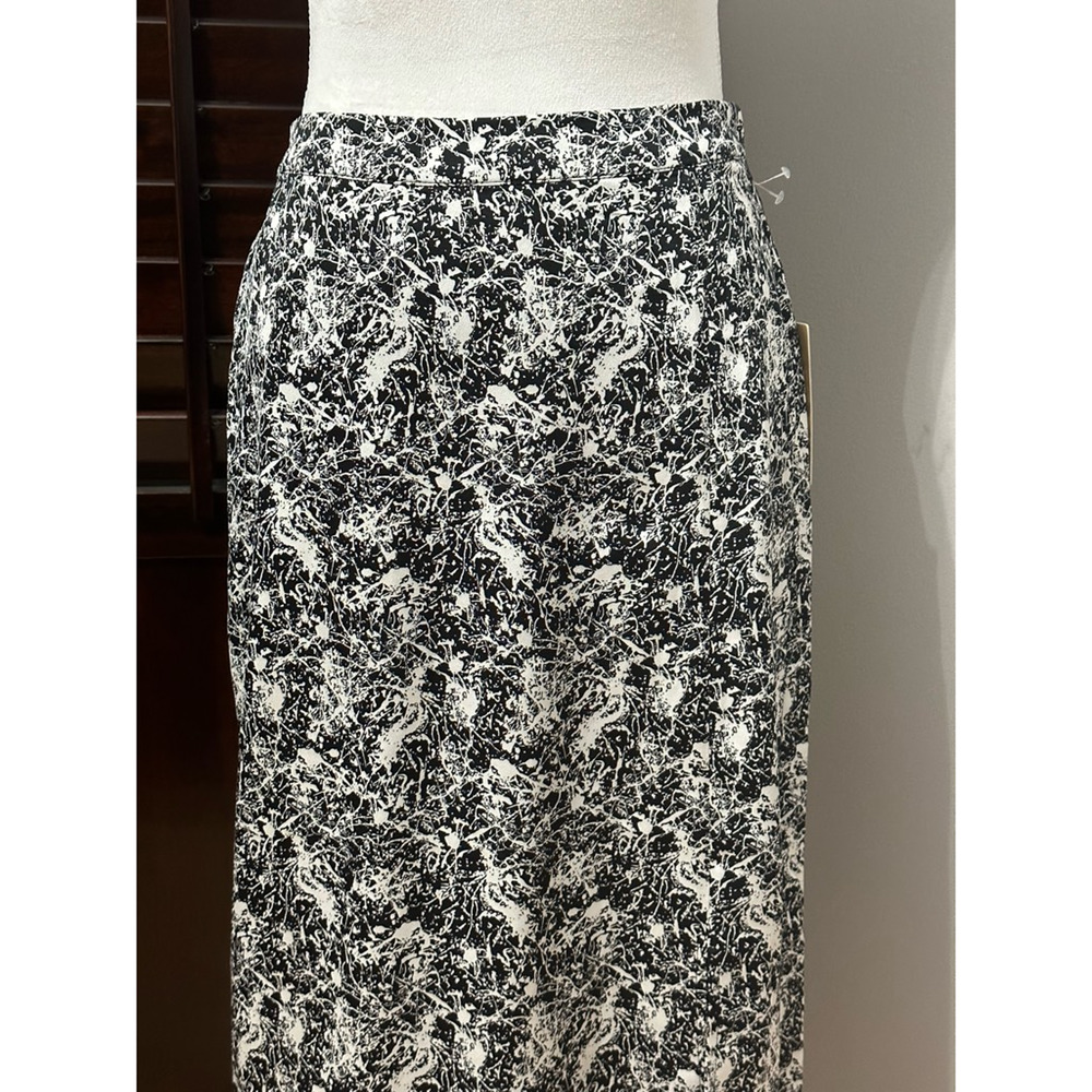 New with Tags! Halogen Womens Straight Skirt Black White Abstract Midi S